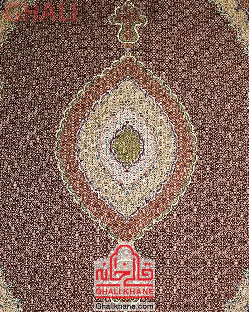 فرش نگین مشهد طرح ریز ماهی 700 شانه کد 2615  لاکی