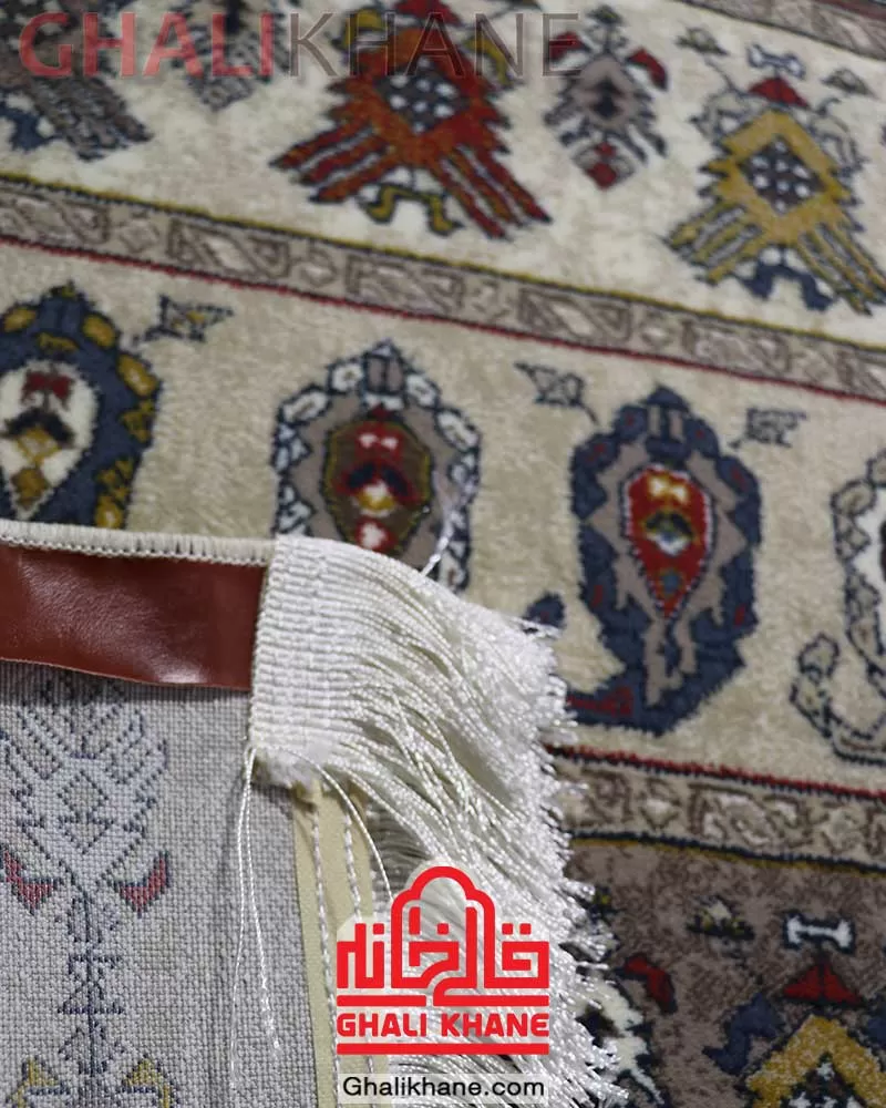 فرش هیوا 700 شانه طرح طره موکا