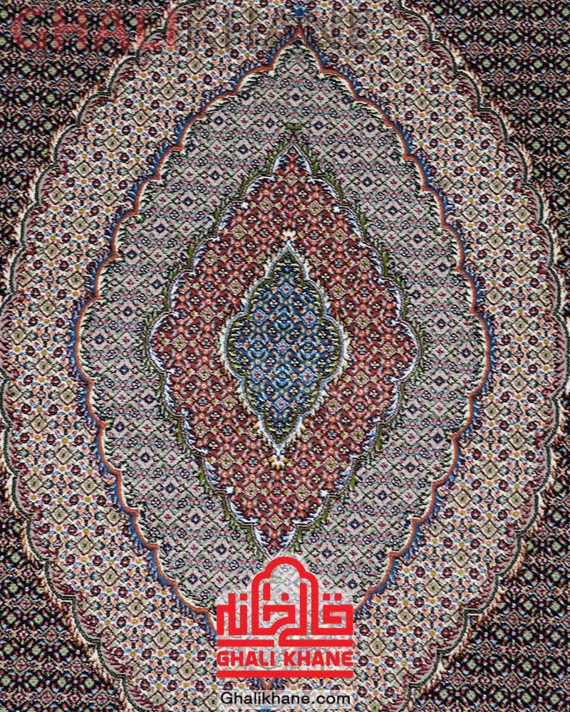 فرش هیوا 700 شانه طرح ریز ماهی سرمه ای