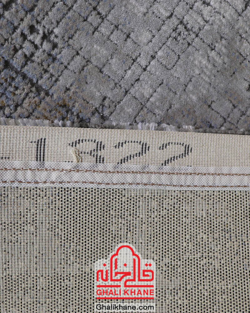 فرش ماشینی طرح کالرفول کد 1322 زمینه طوسی